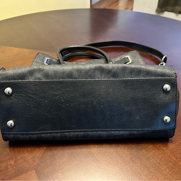 MK Medium signature shoulder bag w/handle straps - Picture 4 of 4